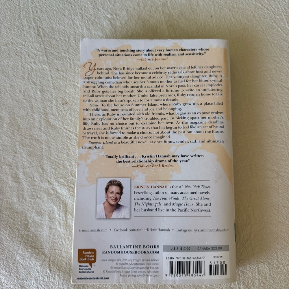 Kristin Hannah "Summer Island" Paperback Novel - Picture 2 of 2